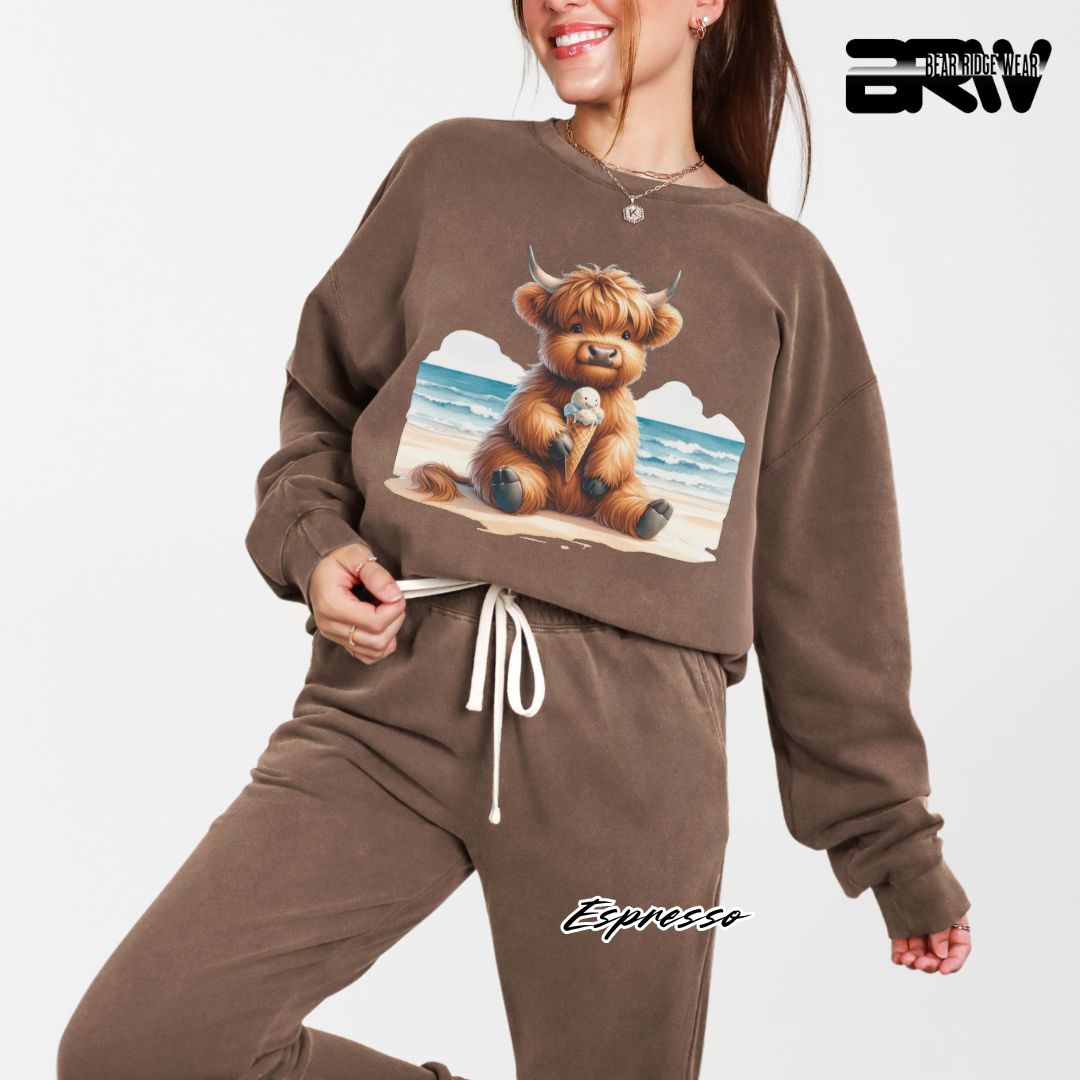 'Highland Cow-Beach-Ice Cream' Summer Crewneck Sweatshirt