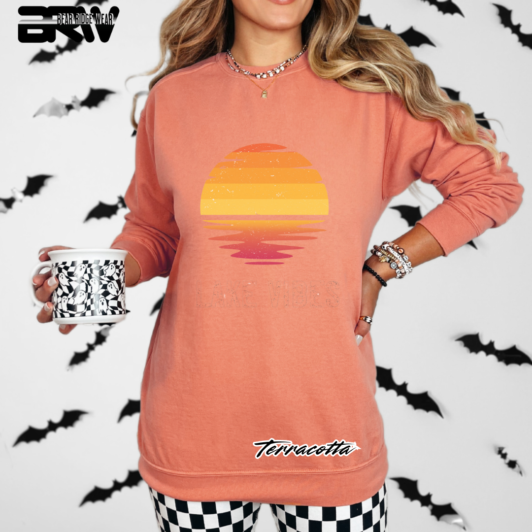 'Lake Vibes' Everyday Crewneck Sweatshirt