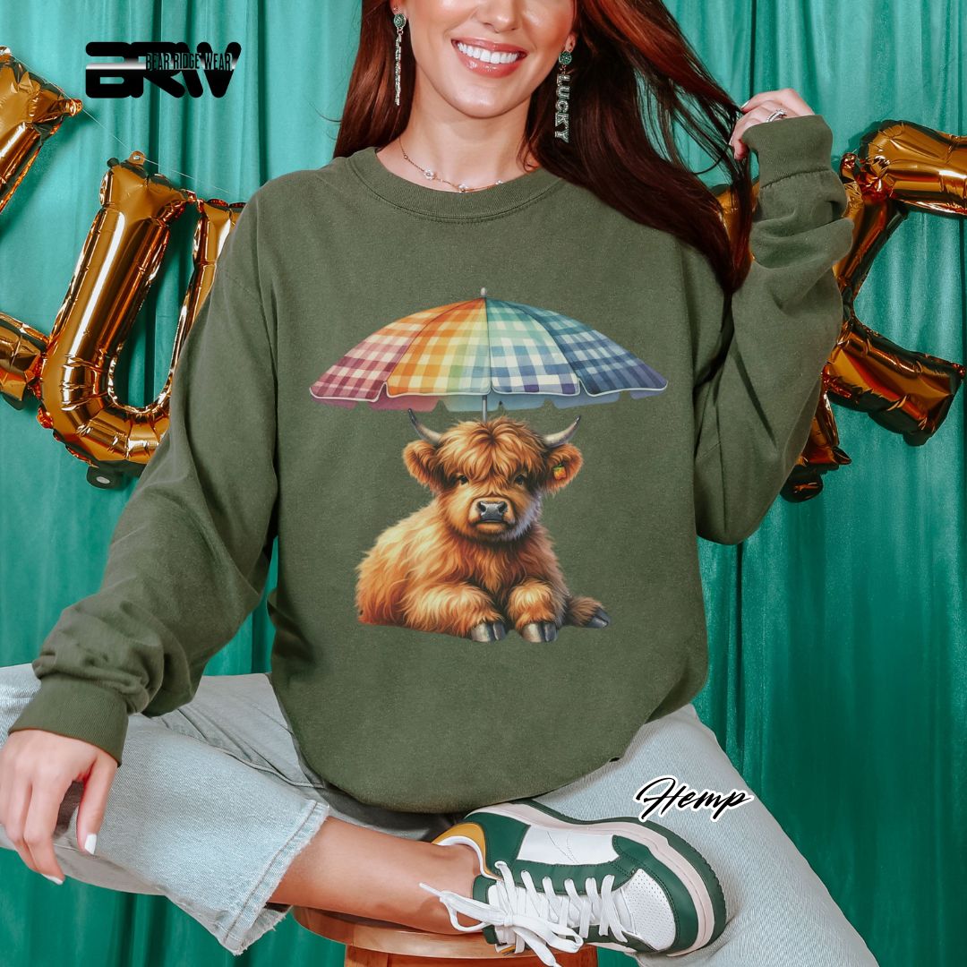 'Highland Cow-Umbrella' Summer Long Sleeve Tee