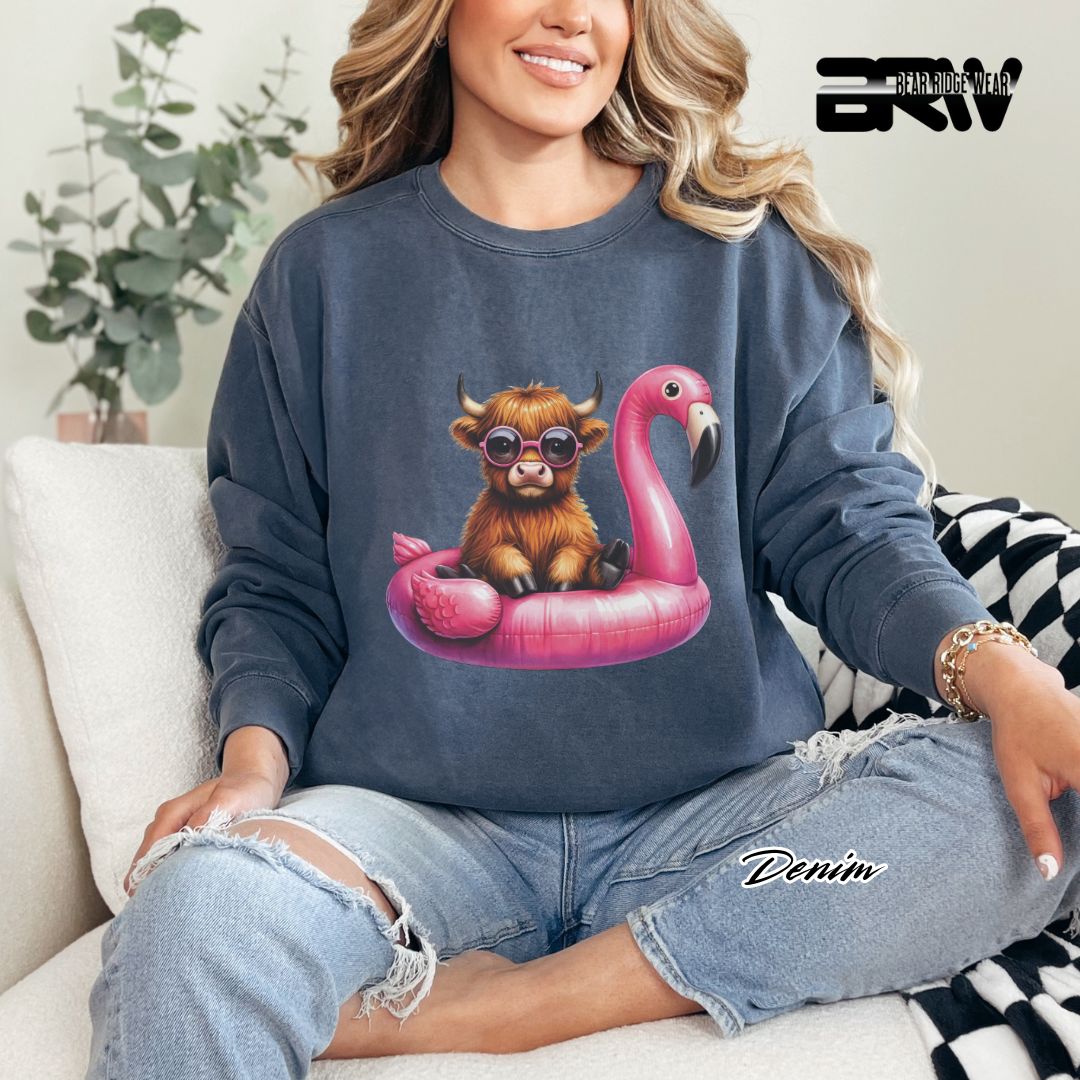 'Highland Cow-Flamingo Float'  Summer Long Sleeve Tee