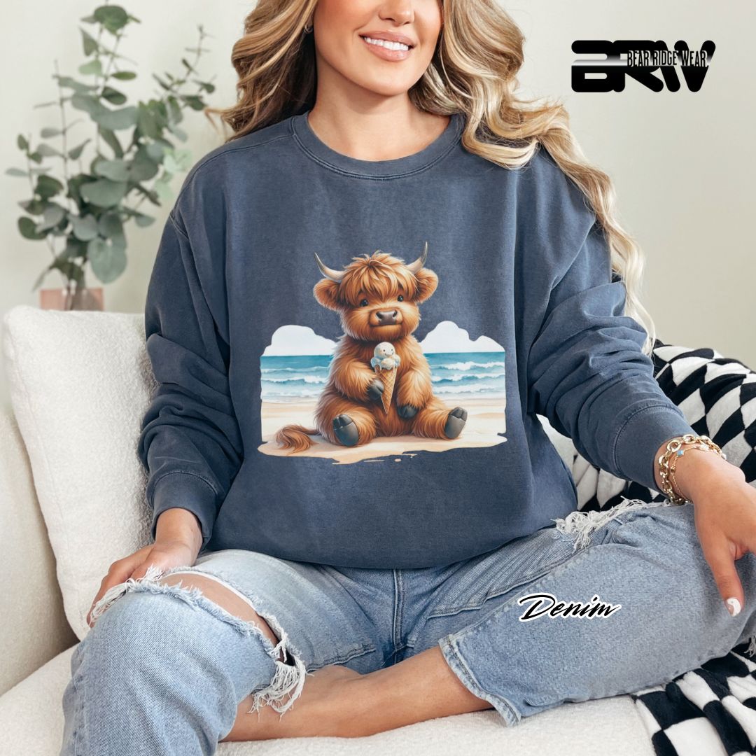 'Highland Cow-Beach-Ice Cream' Summer Crewneck Sweatshirt