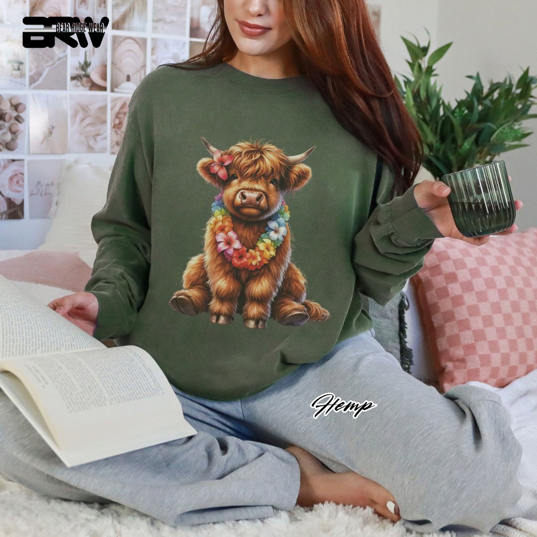 'Highland Cow-Lei' Summer Long Sleeve Tee