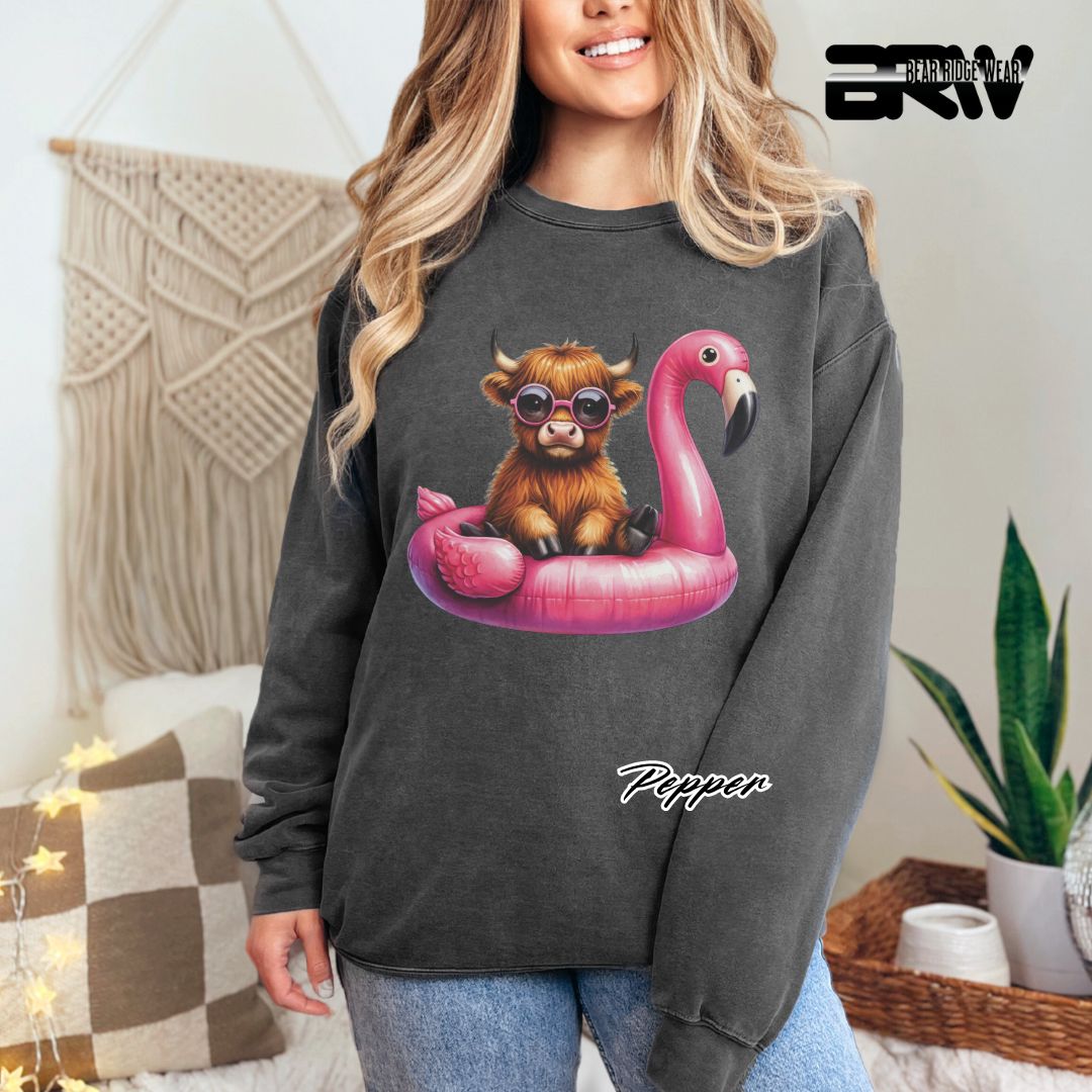 'Highland Cow-Flamingo Float'  Summer Long Sleeve Tee