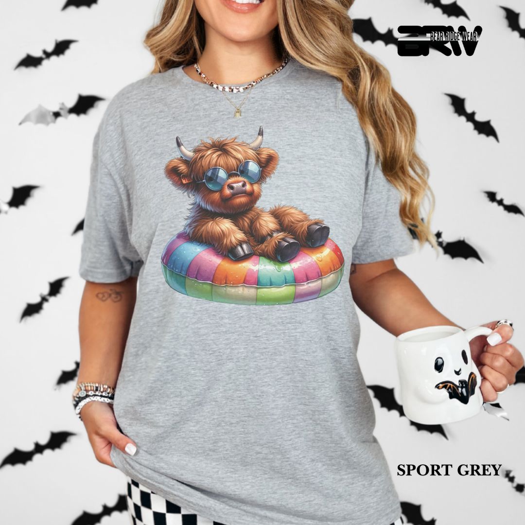 'Highland cow-Float' 3 Summer Tee