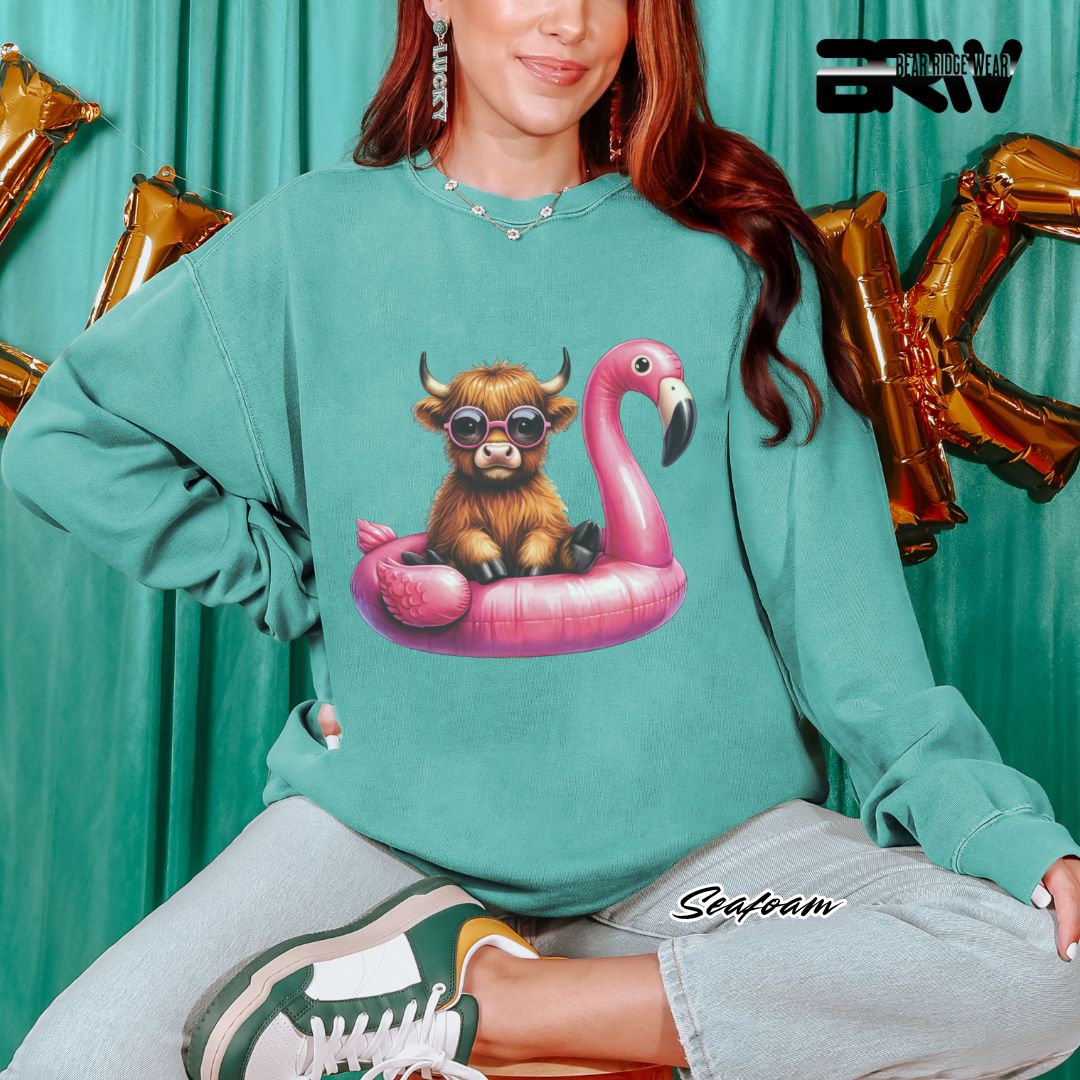 'Highland Cow-Flamingo Float'  Summer Long Sleeve Tee